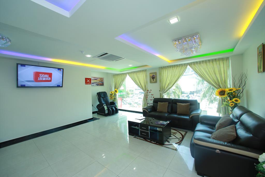 Gulshan Hotel 2*